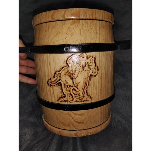 Hand Made wooden barrel piggy bankwood-burned or engraved Hourse design - Picture 5 of 10